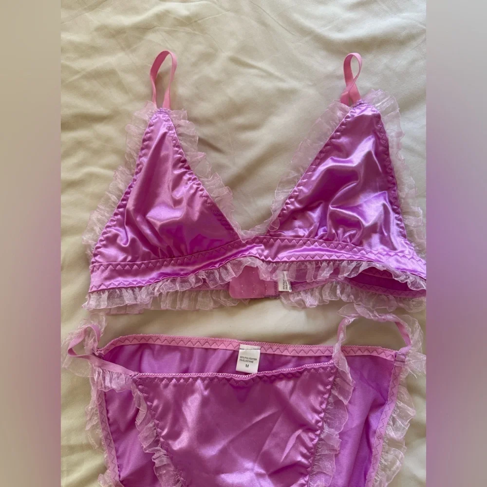 Pink Lace Trim Lingerie Set new no tags